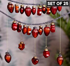 25 Pieces Red Tiny Christmas Ornaments 